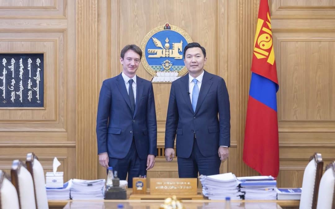 Лоро Пиана" компани Сүхбаатар аймагт хэрэгжүүлж буй "Дасан зохицохуйн зам” хөтөлбөрөө өргөжүүлэх сонирхлоо илэрхийлэв