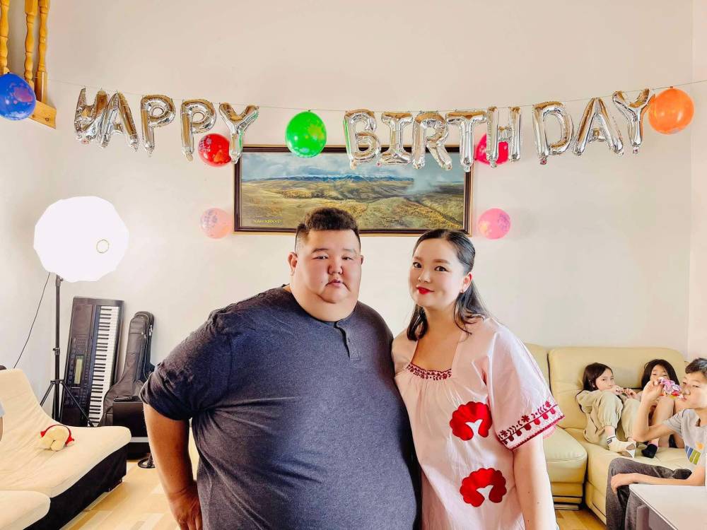 Дуучин Ноён Бондгорын мэндэлсэн өдөр тохиож байна