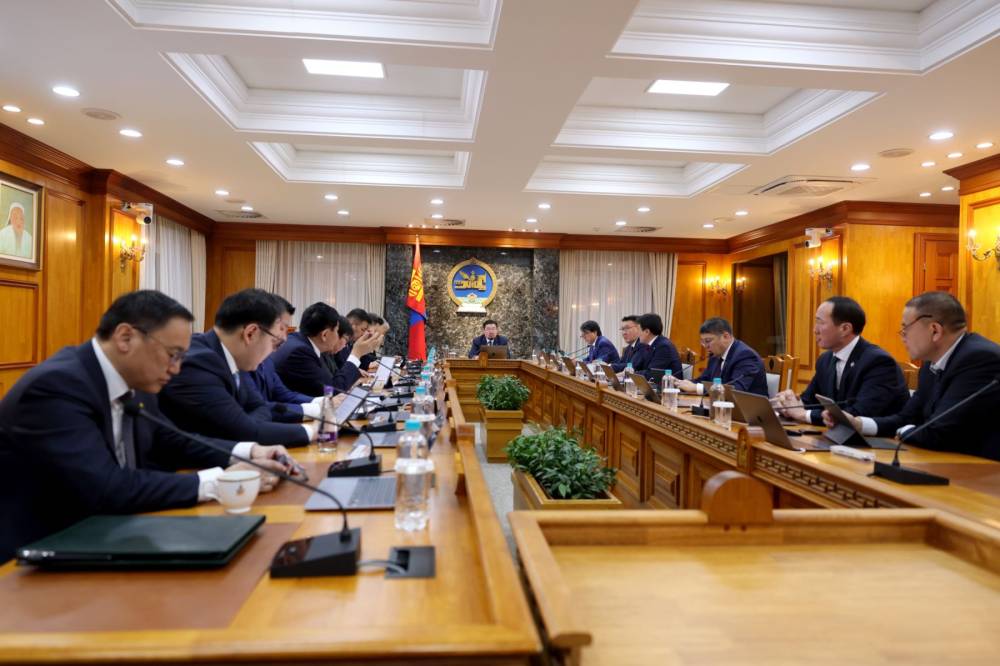 ТӨСВИЙН ХӨРӨНГӨӨР ШИНЭ ЖИЛ, БАЙГУУЛЛАГЫН ОЙ ЗЭРЭГ ҮЙЛ АЖИЛЛАГАА ЗОХИОН БАЙГУУЛАХЫГ ХОРИГЛОВ