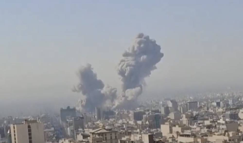 Ираны дэглэмийг нураах Израилын ажиллагаа эхэлсэн үү?