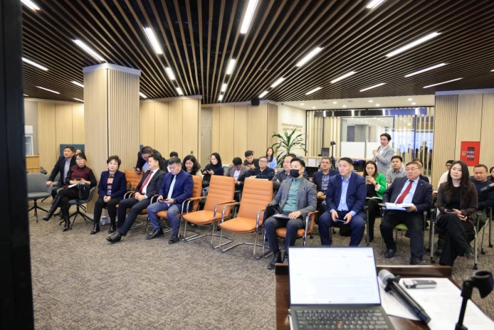 МАХ, МАХАН БҮТЭЭГДЭХҮҮН ЭКСПОРТЛОГЧДОД ЕВРАЗИЙН ЭДИЙН ЗАСГИЙН ХОЛБООНЫ ЗАХ ЗЭЭЛИЙН БОЛОМЖИЙГ ТАНИЛЦУУЛЛАА