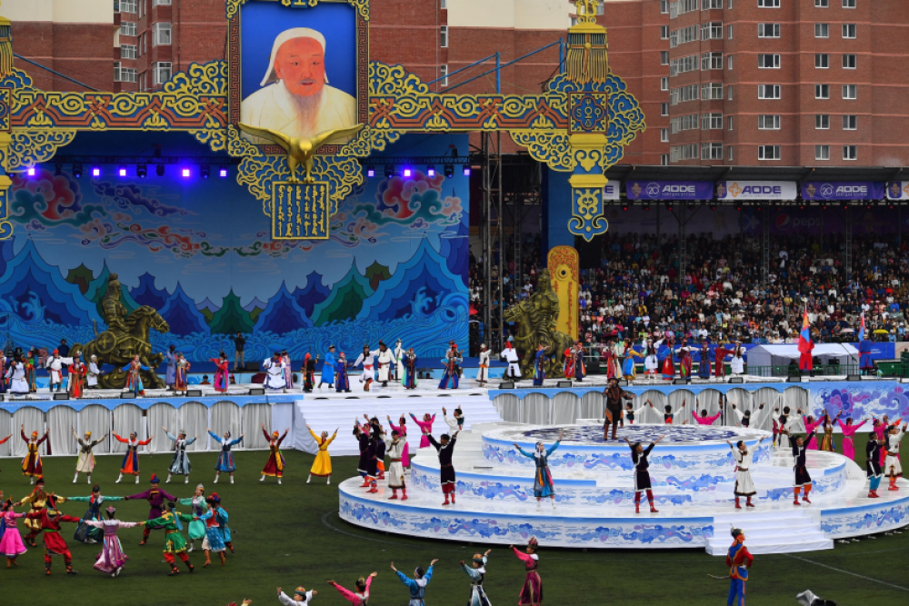 ҮНДЭСНИЙ ИХ БАЯР НААДМЫН ХӨТӨЛБӨР