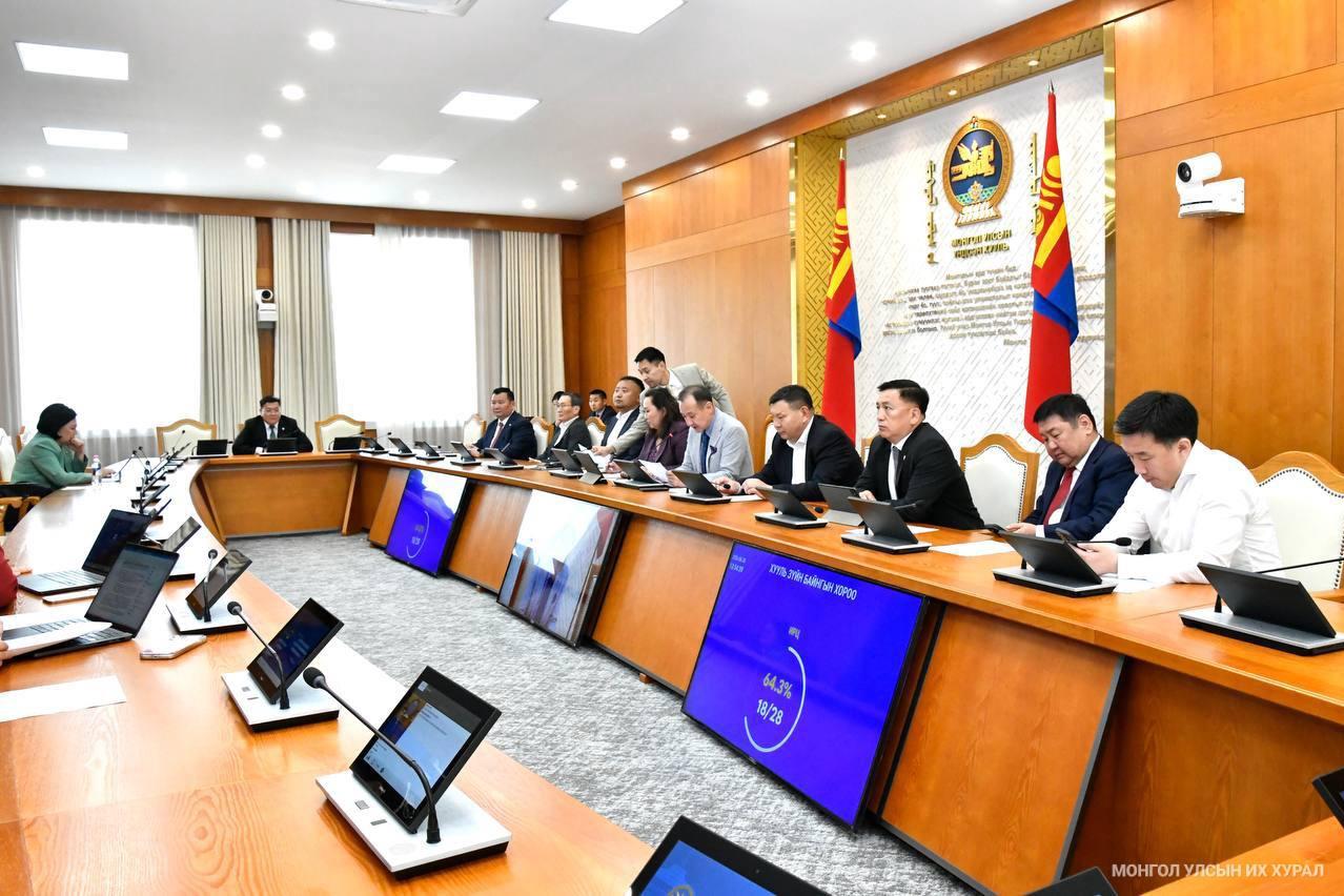 ХЗБХ: ХУУЛЬ ЗҮЙН БАЙНГЫН ХОРООНЫ ДАРГАД ЛХАГВЫН МӨНХБААТАРЫГ СОНГОХЫГ ДЭМЖИВ