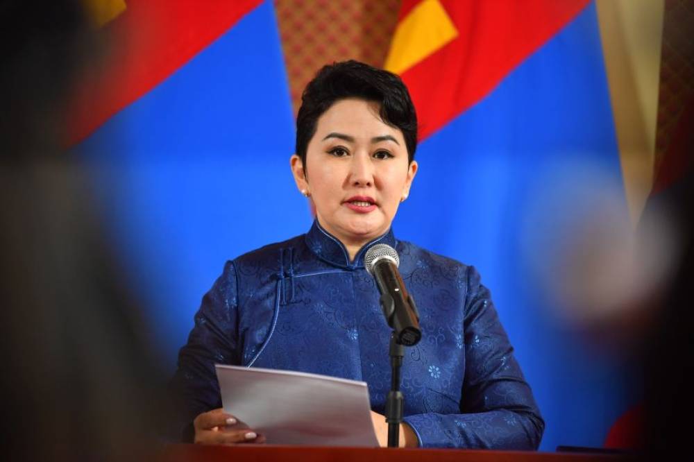 ИХ БРИТАНИЙН "THE TIMES" САЙТАД ГАРСАН ТӨЛБӨРТ НИЙТЛЭЛИЙГ Б.БАТЦЭЦЭГ САЙД ШҮҮМЖЛЭВ