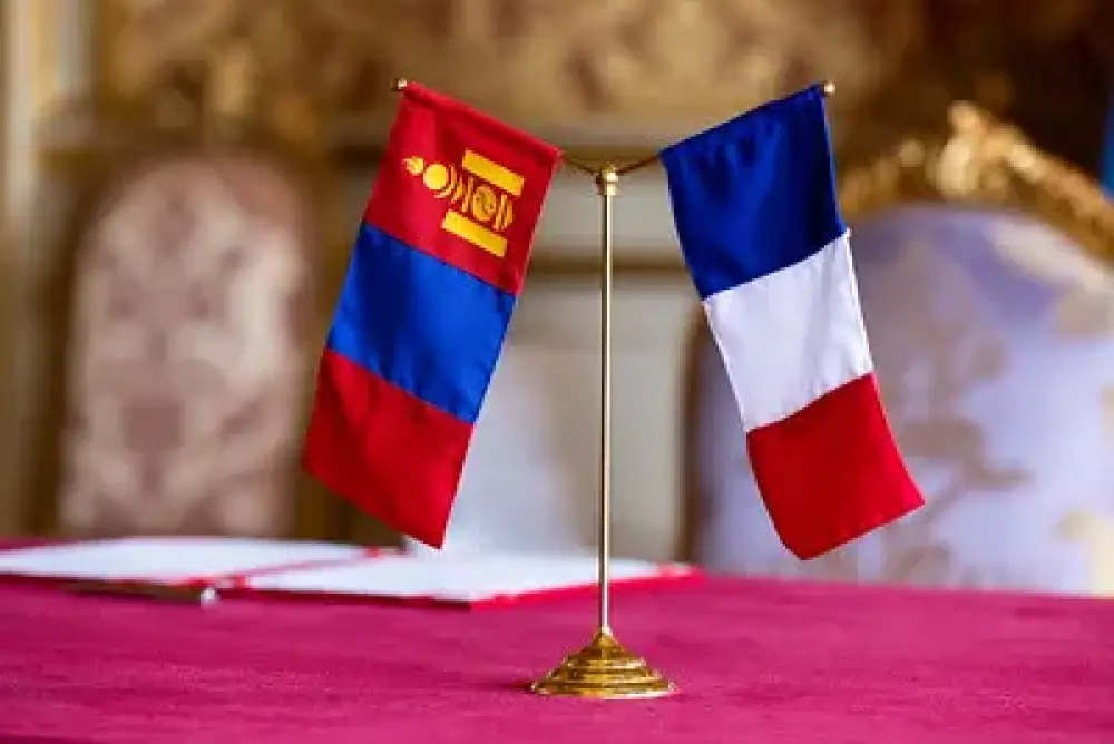 МОНГОЛ, ФРАНЦЫН ЗГ ХООРОНДЫН АЖЛЫН ХЭСГИЙН 3-Р ХУРАЛДААН БОЛОВ