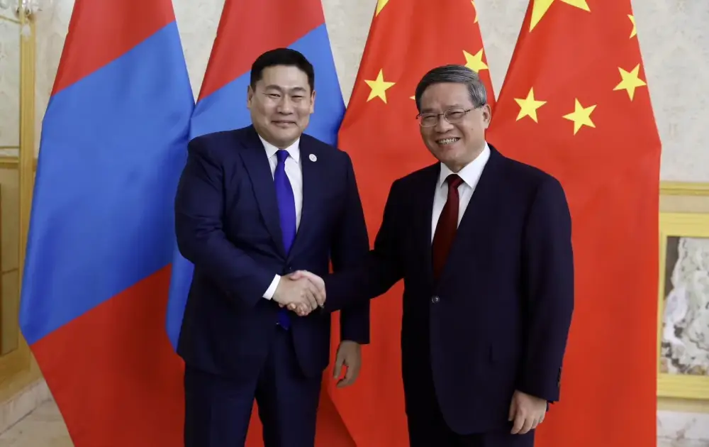 Төмөр замын хил холболтын хэлэлцээрт гарын үсэг зурна