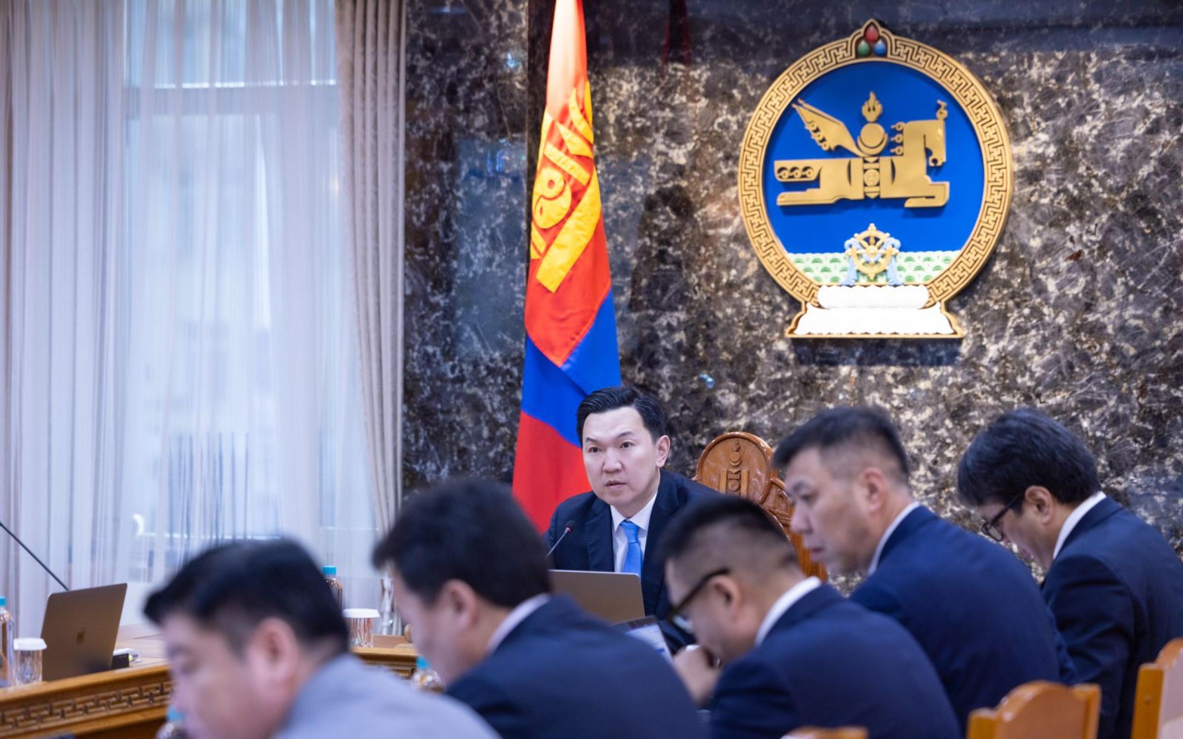 "ЭРДЭНЭС МОНГОЛ" НЭГДЛИЙГ ҮНДЭСНИЙ БАЯЛГИЙН САНГИЙН ТУХАЙ ХУУЛЬД ЗААСАН ҮНДСЭН ЧИГ ҮҮРЭГТ БҮРЭН ШИЛЖҮҮЛНЭ