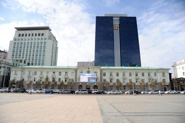 СҮХБААТАРЫН ТАЛБАЙН ДЭРГЭДЭХ ХОТЫН ЗАХИРГААНЫ БАРИЛГЫГ "ХҮҮХЭД ХӨГЖЛИЙН ОРДОН" БОЛГОЛОО