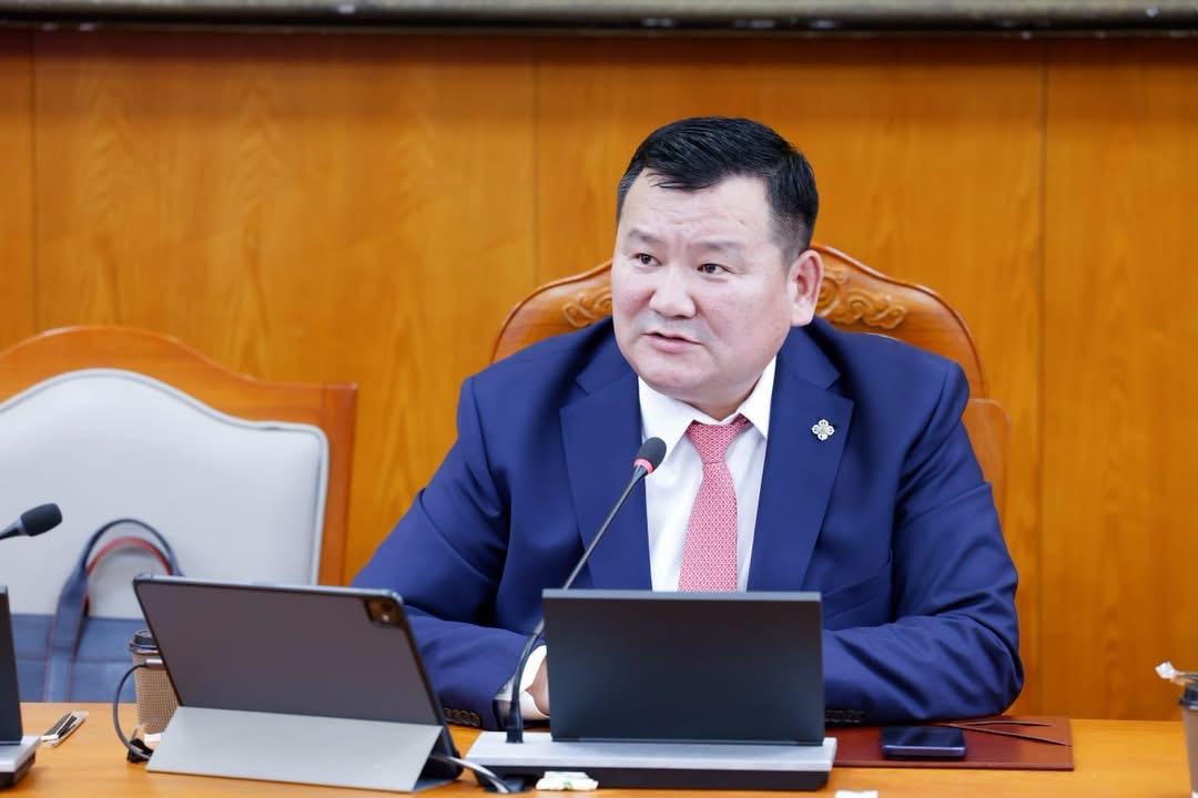 ХЗБХ: Улс төрийн хилс хэрэгт хэлмэгдэгчдийг цагаатгах, тэдэнд нөхөх олговор олгох тухай хуульд нэмэлт, өөрчлөлт оруулах тухай хуулийн төслийн хэлэлцэхийг дэмжлээ